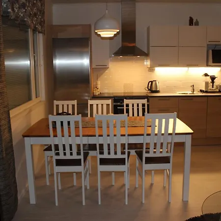 Majoituspalvelu Nurmi Oksapolku 2 A Deluxe Huoneisto 60m3 Raahe